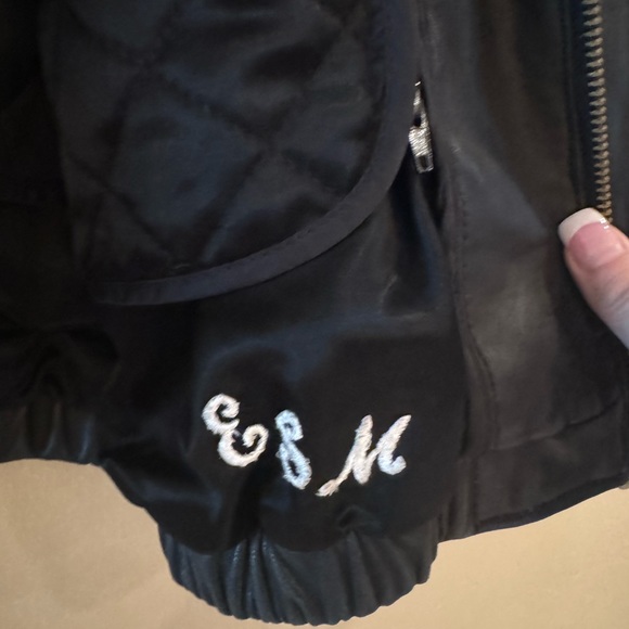 Women’s Leather Jacket - Picture 7 of 7